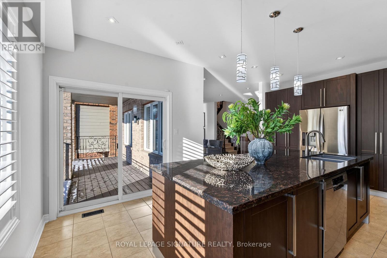 34 Gesher Crescent, Vaughan, Ontario  L6A 0W3 - Photo 23 - N12775942