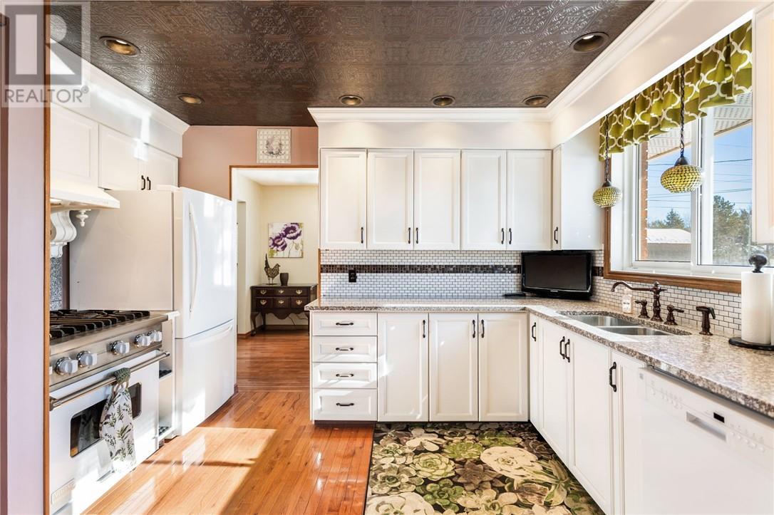 1739 Charles Court, Val Caron, Ontario  P3N 1H2 - Photo 19 - 2126383