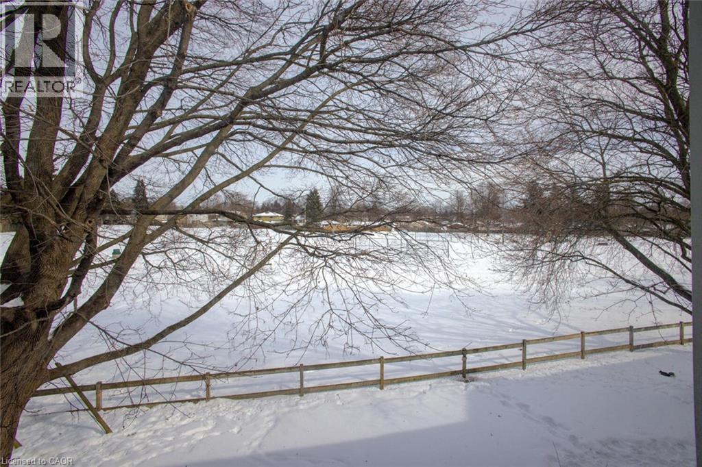 65 Glamis Road Unit# 65, Cambridge, Ontario  N1R 6W4 - Photo 2 - 40804104