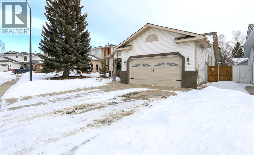 31 Armitage Close, Red Deer, Alberta  T4R 2K5 - Photo 2 - A2281070