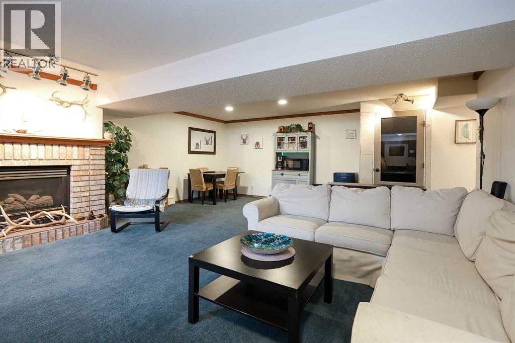 31 Armitage Close, Red Deer, Alberta  T4R 2K5 - Photo 32 - A2281070