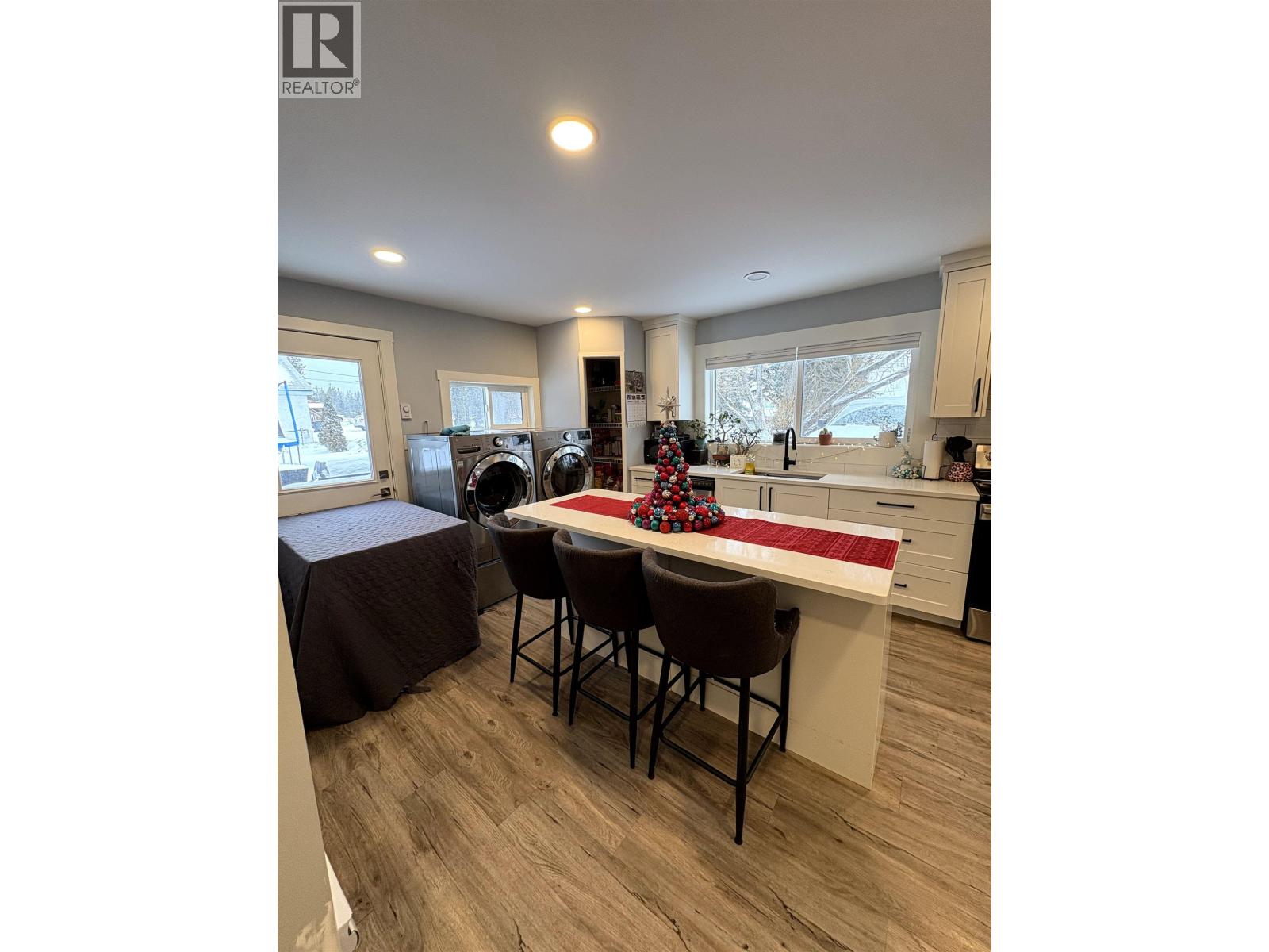 7802 Giscome Road, Prince George, British Columbia  V2N 6V1 - Photo 2 - R3072661