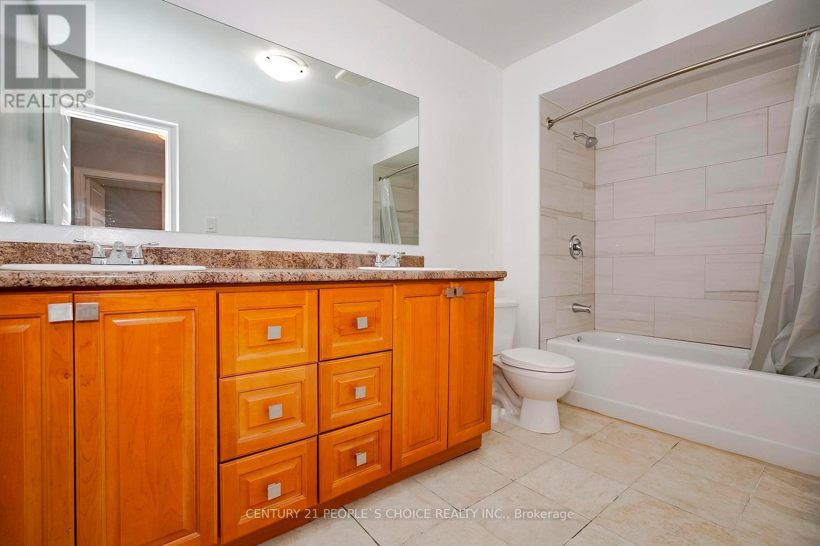 114 Simmons Boulevard, Brampton, Ontario  L6V 3V6 - Photo 18 - W12775864