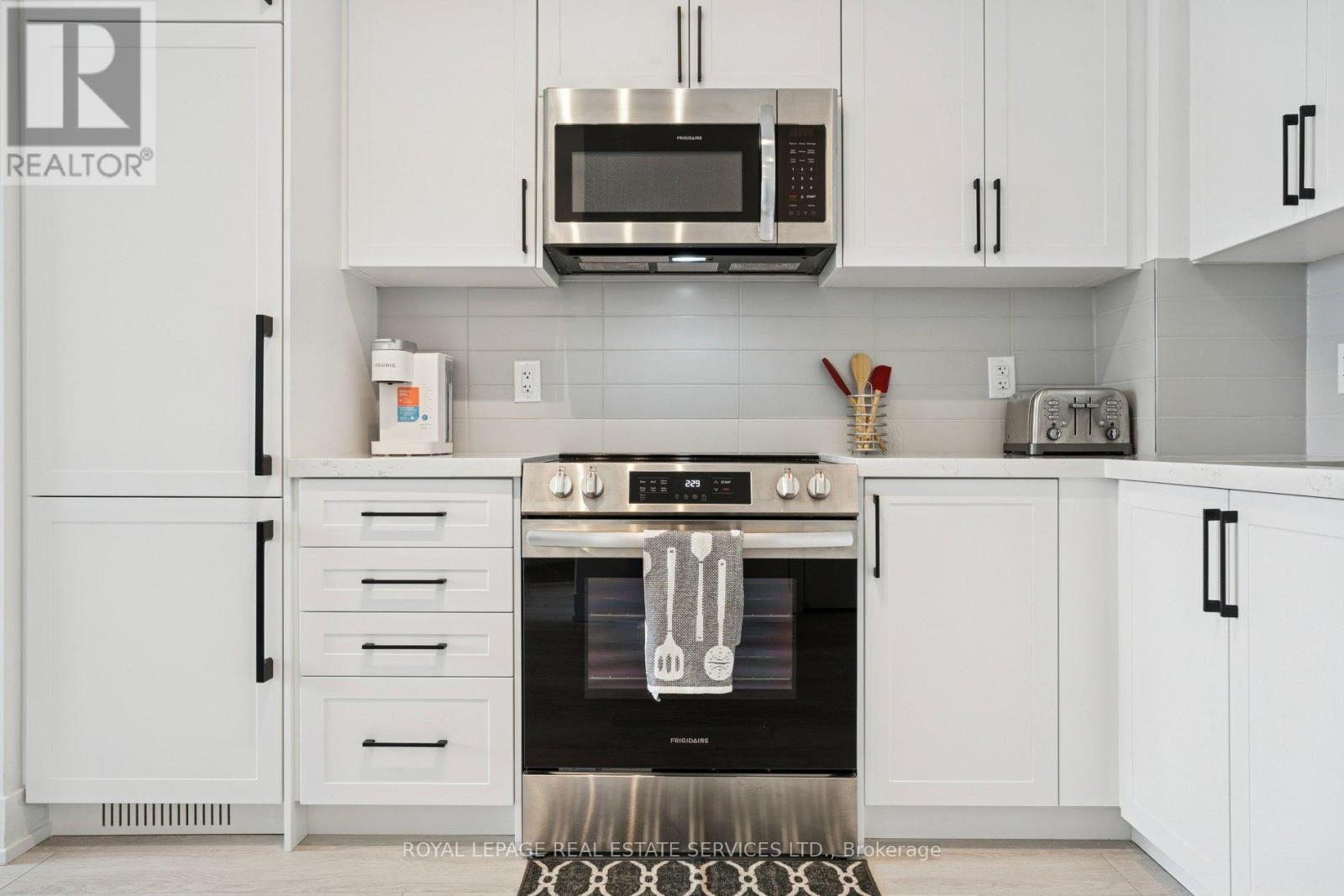 435 - 2450 Old Bronte Road, Oakville, Ontario  L6M 5P6 - Photo 18 - W12775944