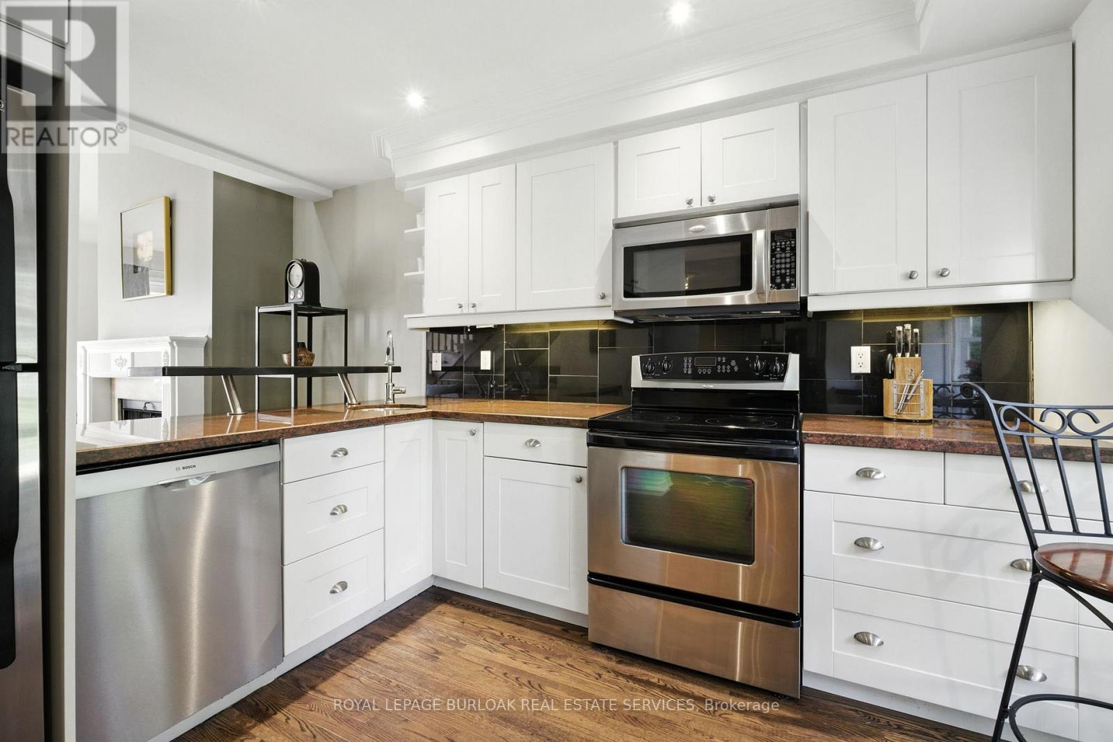 479 Blathwayte Lane, Burlington, Ontario  L7S 1Y4 - Photo 10 - W12775984