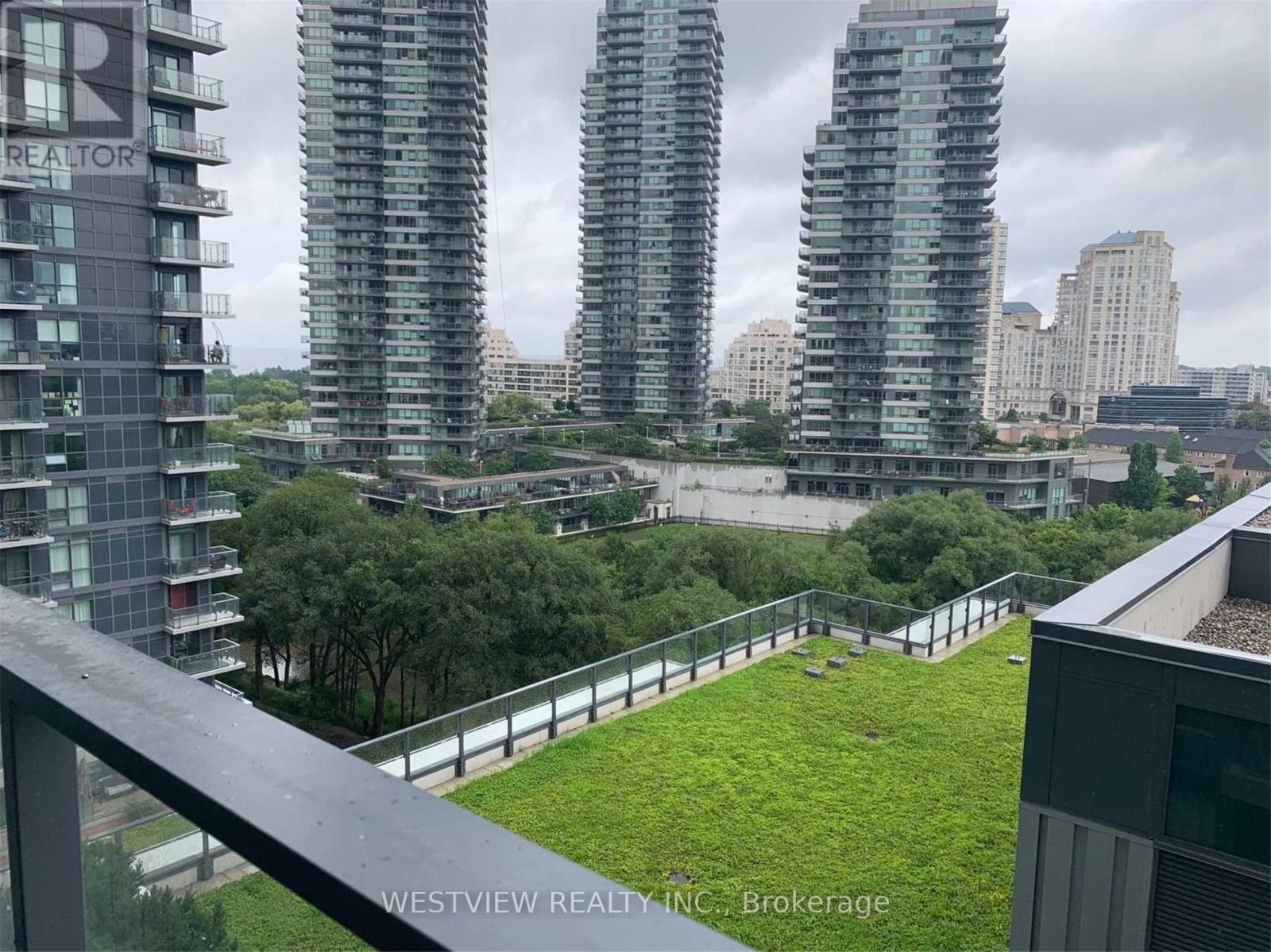 1002 - 10 Park Lawn Road, Toronto, Ontario  M8V 0H9 - Photo 3 - W12776012