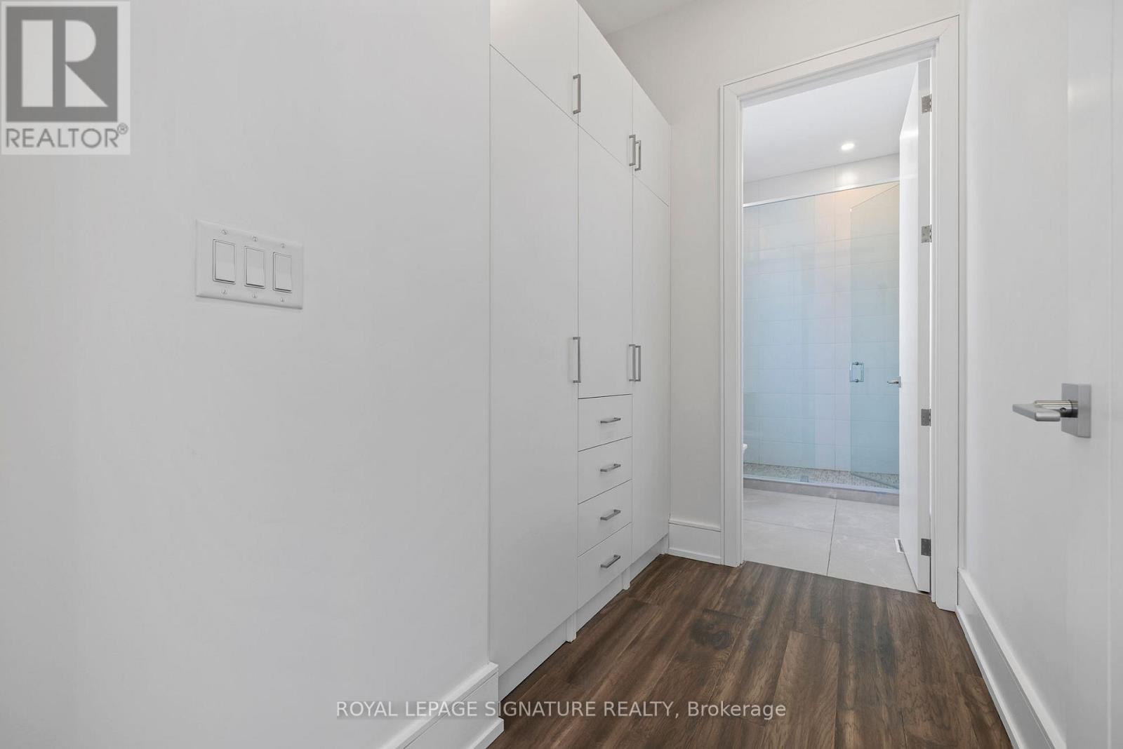 290 North Shore Boulevard E, Burlington, Ontario  L7T 1W9 - Photo 15 - W12776018