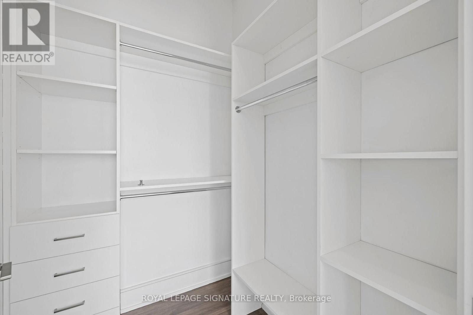 290 North Shore Boulevard E, Burlington, Ontario  L7T 1W9 - Photo 25 - W12776018