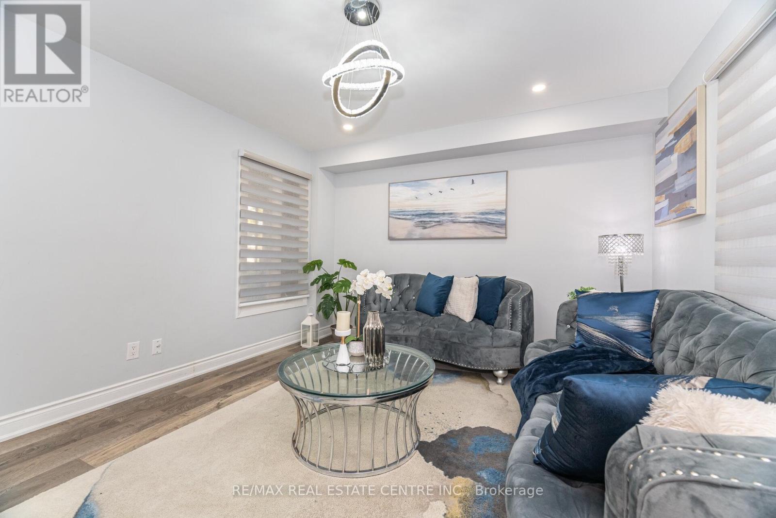 44 Abelard Avenue, Brampton, Ontario  L6Y 2K8 - Photo 8 - W12776022