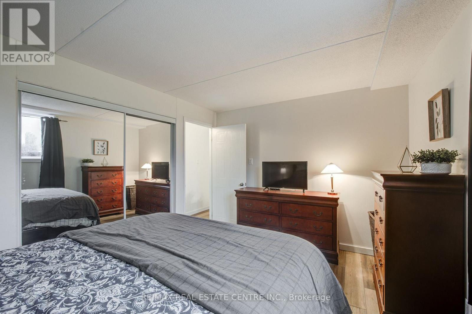 304 - 50 Campbell Court, Stratford, Ontario  N5A 7T6 - Photo 17 - X12776008