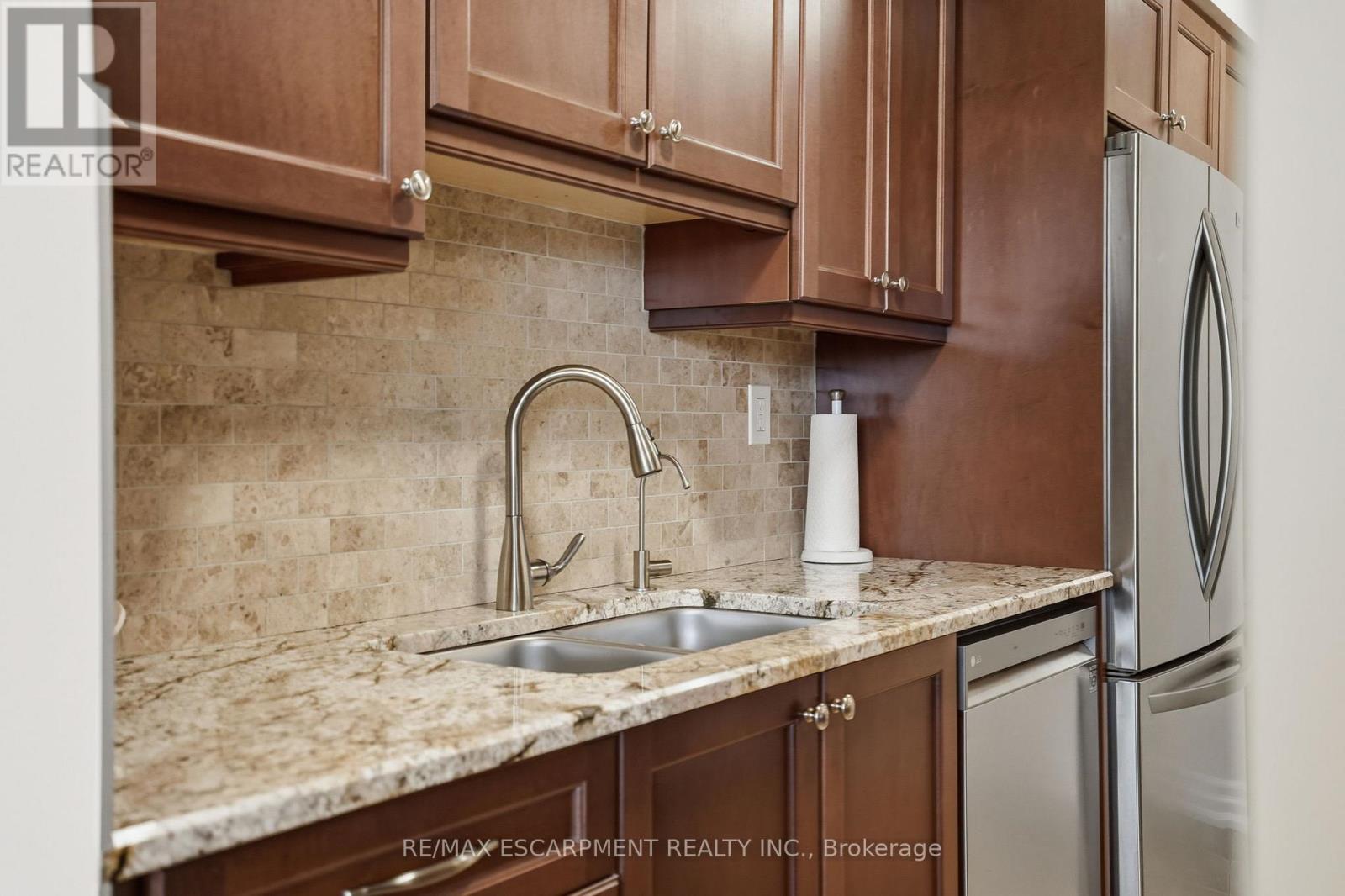 1001 - 1966 Main Street W, Hamilton, Ontario  L8S 1J6 - Photo 10 - X12776016