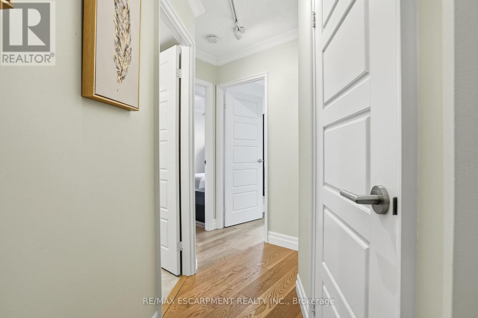 1001 - 1966 Main Street W, Hamilton, Ontario  L8S 1J6 - Photo 11 - X12776016