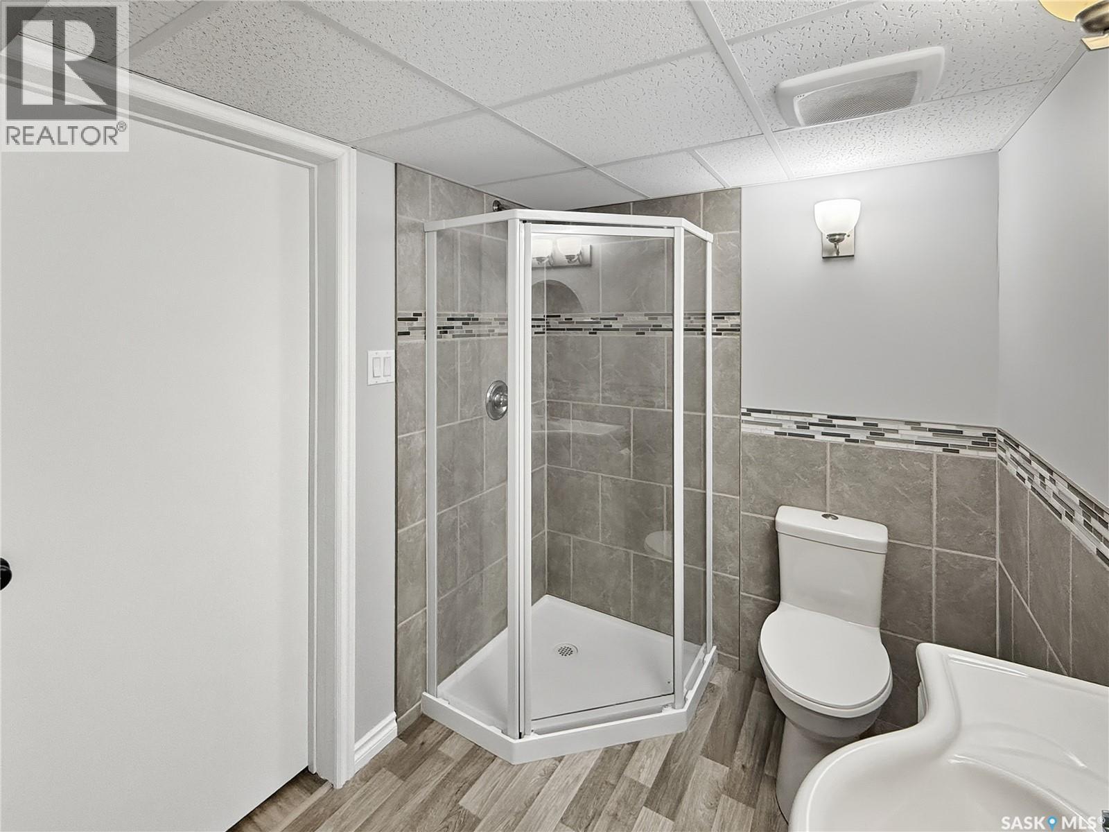 545 1st Avenue Ne, Swift Current, Saskatchewan  S9H 2B8 - Photo 28 - SK028163