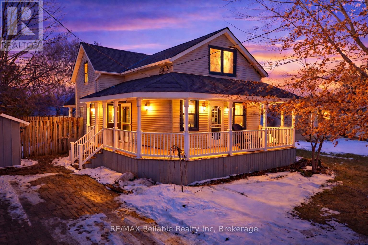 140 Orchard Street, South Huron, Ontario  N0M 1S3 - Photo 1 - X12696064