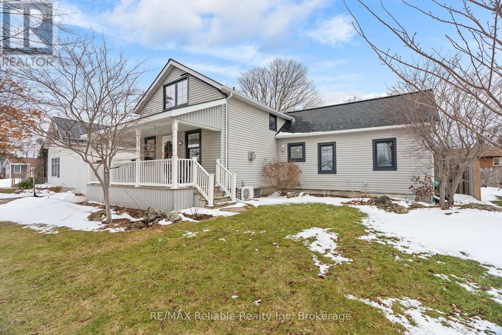 140 Orchard Street, South Huron, Ontario  N0M 1S3 - Photo 5 - X12696064