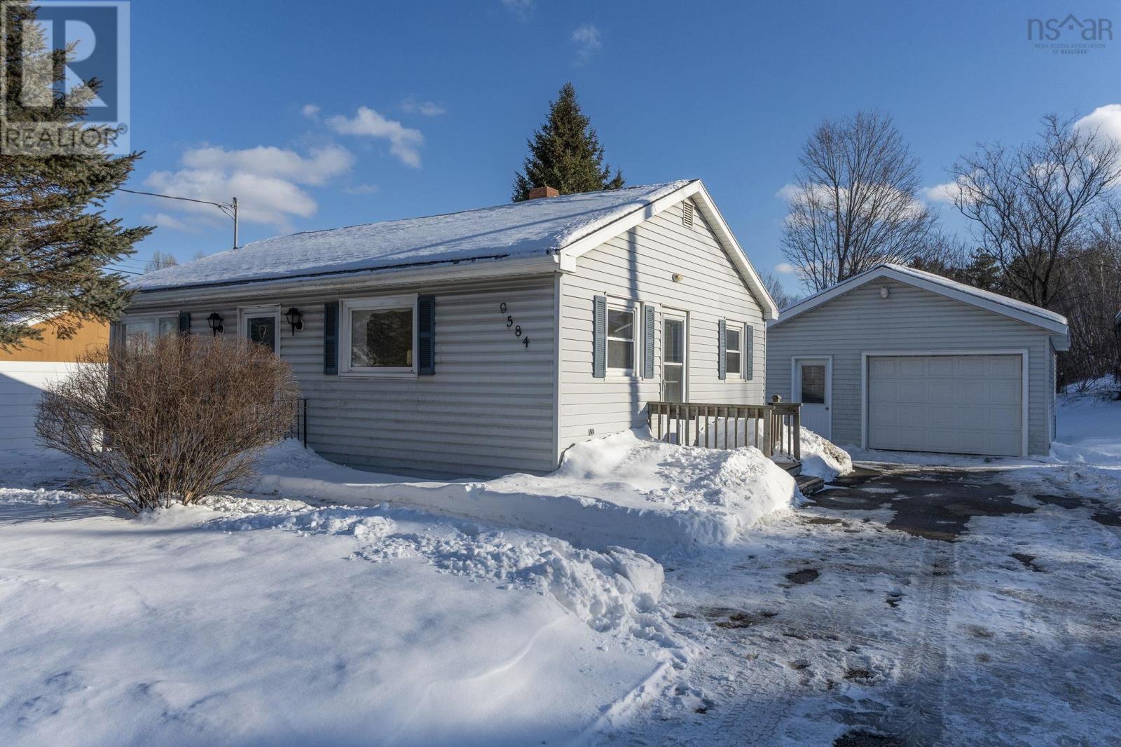 9584 Commercial Street, new minas, Nova Scotia