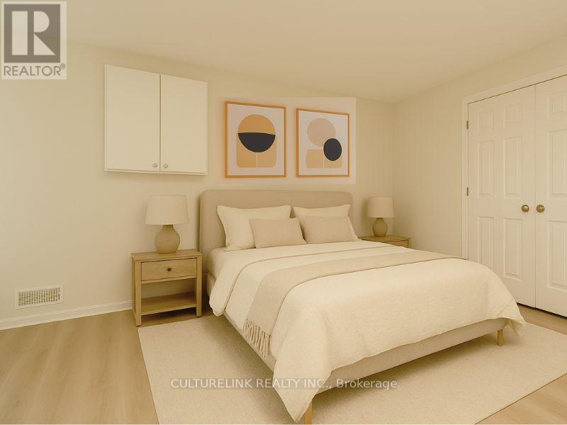 Lower - 918 St Clarens Avenue, Toronto (Dovercourt-Wallace Emerson-Junction), Ontario  M6H 3X6 - Photo 6 - W12682794