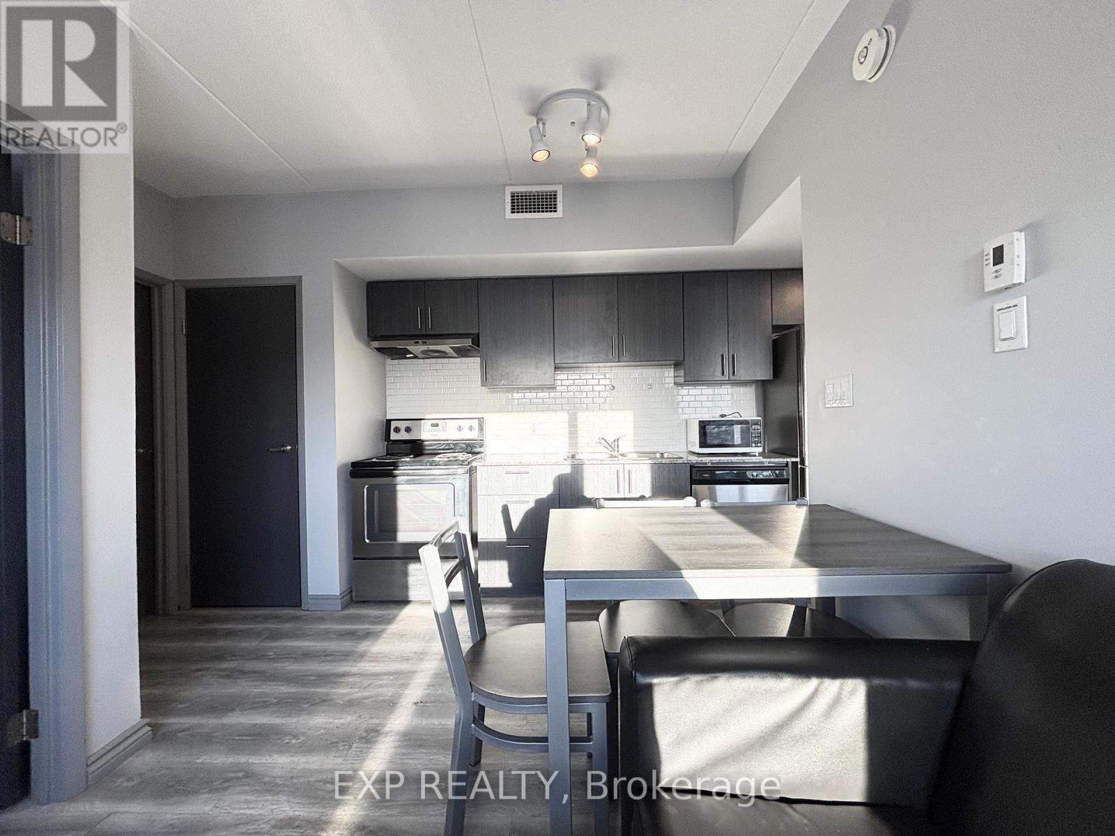 F504 - 275 Larch Street, Waterloo, Ontario  N2L 3R2 - Photo 11 - X12775742