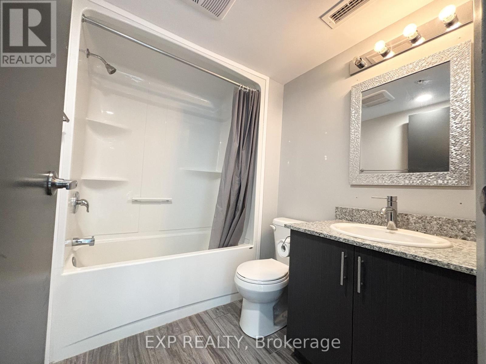 F504 - 275 Larch Street, Waterloo, Ontario  N2L 3R2 - Photo 6 - X12775742