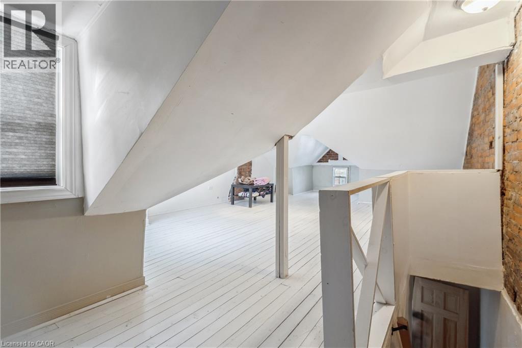 296 Charlton Avenue W, Hamilton, Ontario  L8P 2E5 - Photo 26 - 40804229