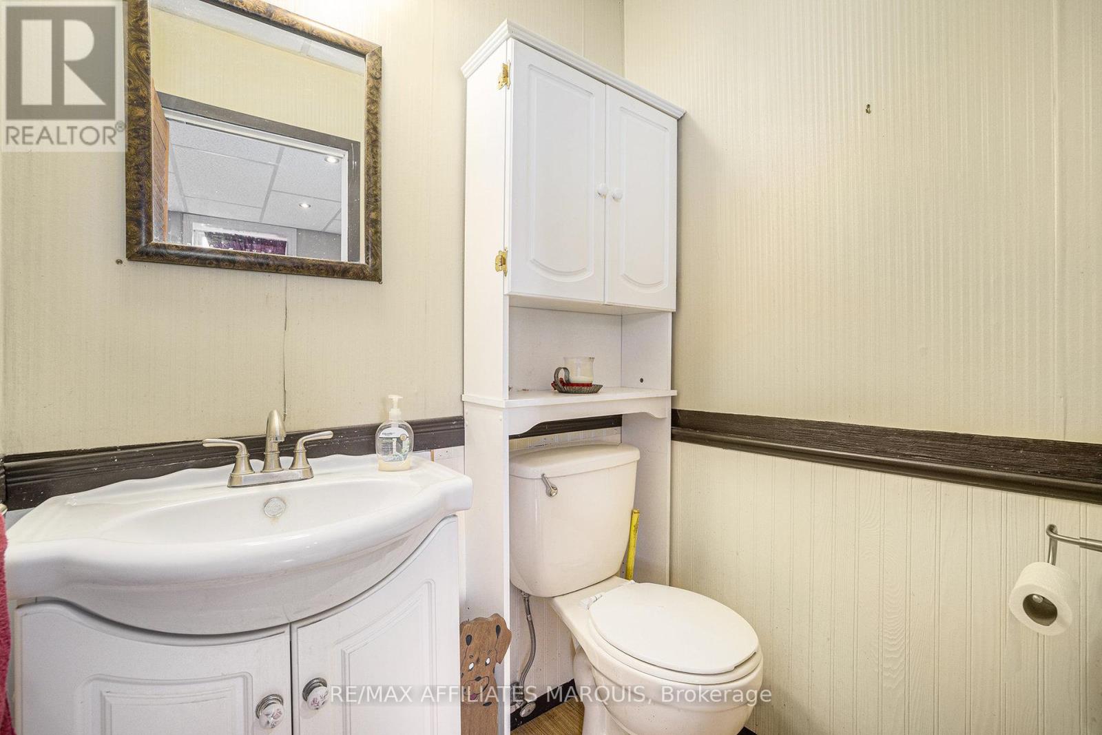 90 Main Street, Merrickville-Wolford, Ontario  K0G 1G0 - Photo 21 - X12658252