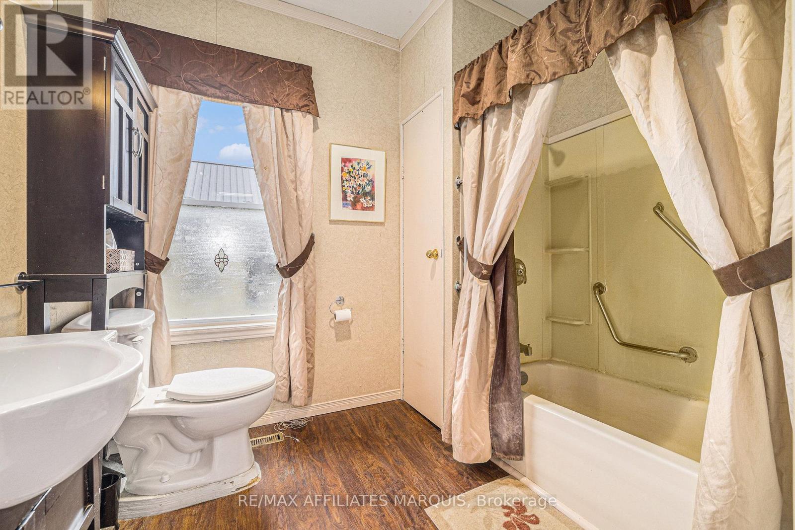 90 Main Street, Merrickville-Wolford, Ontario  K0G 1G0 - Photo 16 - X12658252