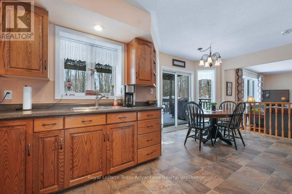 11 Limbert Road, Mcdougall, Ontario  P2A 2W9 - Photo 16 - X12776060