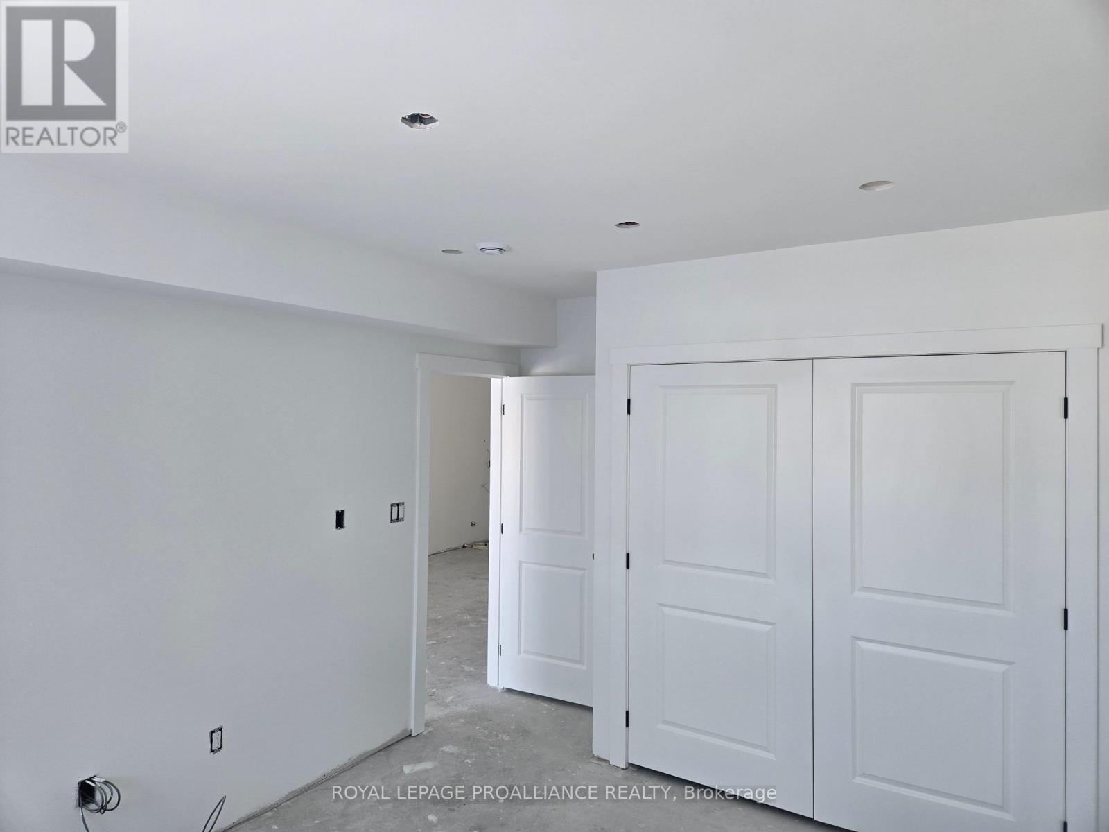 3 - 92 Lywood Street, Belleville (Thurlow Ward), Ontario  K0K 1K0 - Photo 16 - X12776268