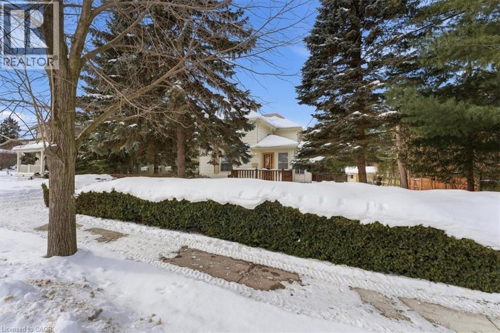 26 Chestnut Street, Fonthill, Ontario  L3E 0K3 - Photo 2 - 40804286