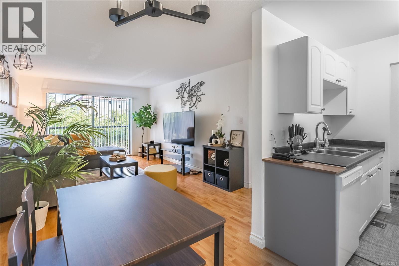 208 1600 Dufferin Cres, Nanaimo, British Columbia  V9S 5N2 - Photo 12 - 1025616