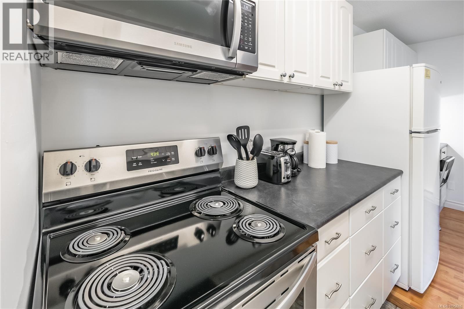 208 1600 Dufferin Cres, Nanaimo, British Columbia  V9S 5N2 - Photo 8 - 1025616