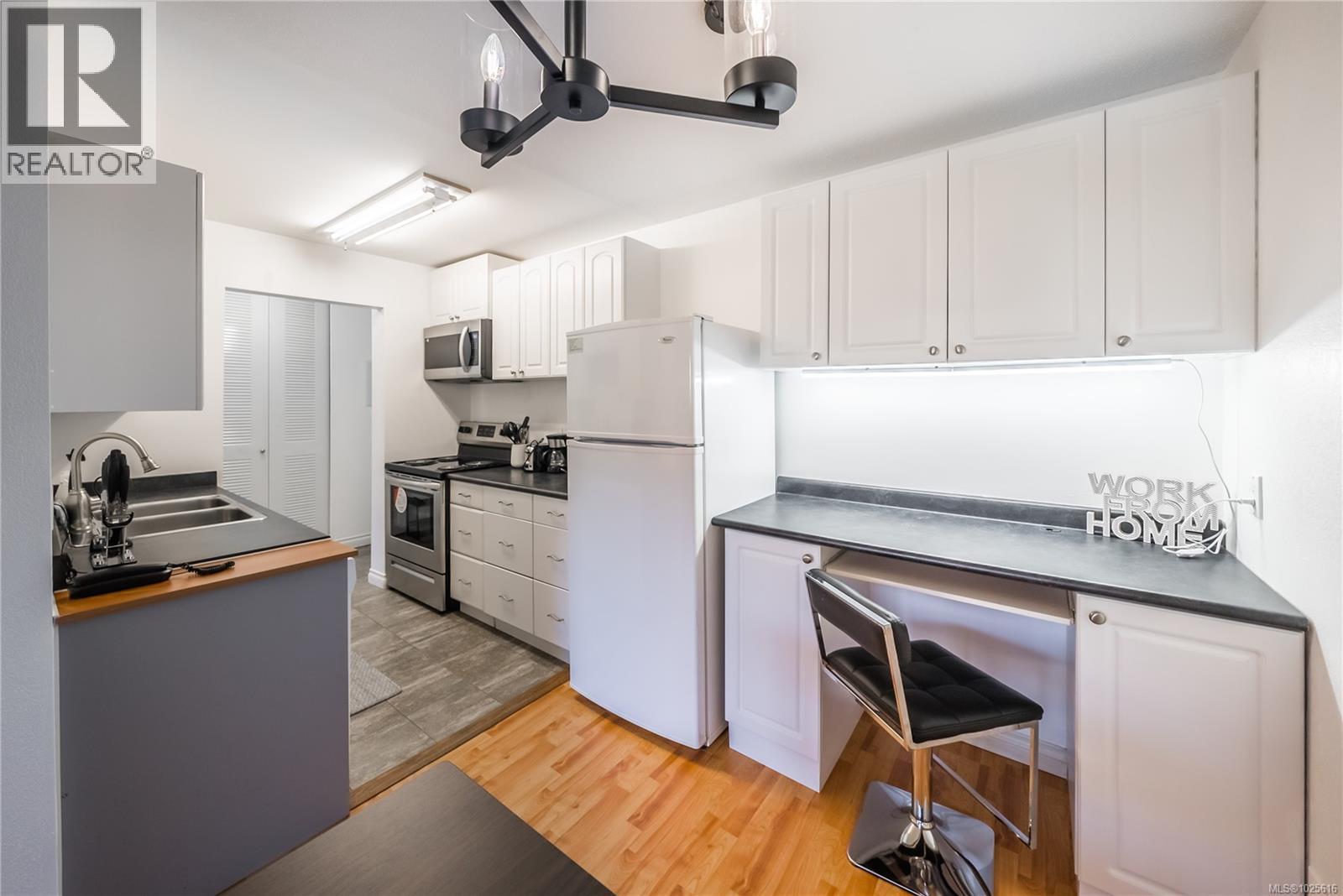 208 1600 Dufferin Cres, Nanaimo, British Columbia  V9S 5N2 - Photo 9 - 1025616