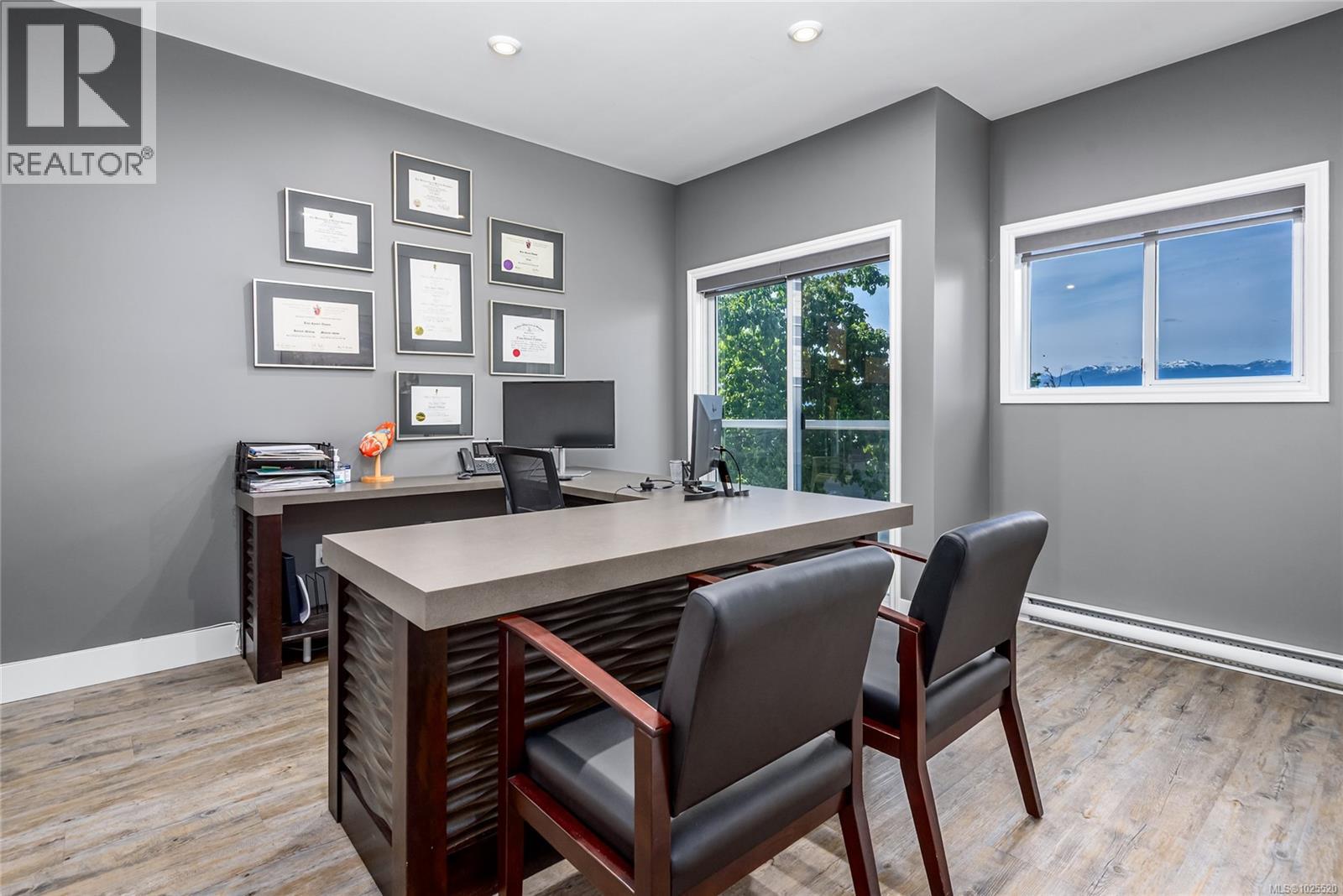 203 1819 Beaufort Ave, Comox, British Columbia  V9M 1R9 - Photo 12 - 1025520