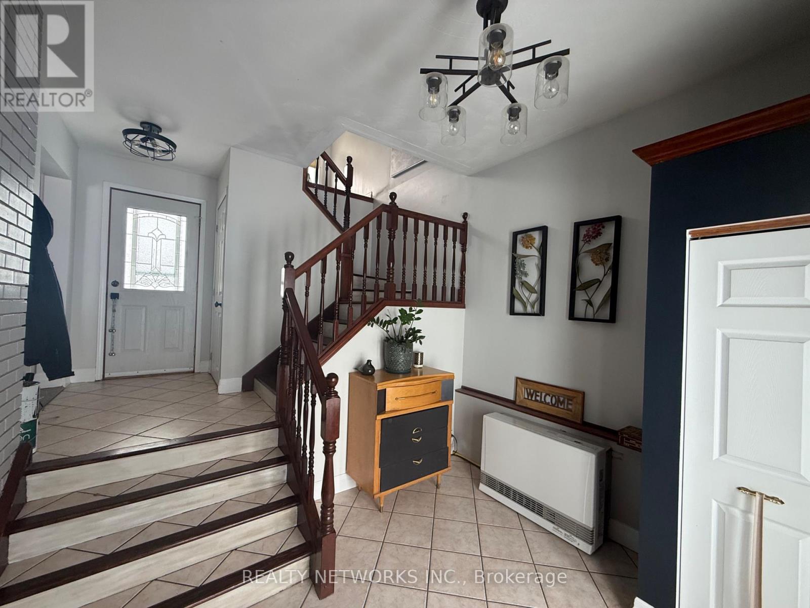 315 Ann Avenue, Timmins (Tm - Tnw - Algonquin To Jubilee), Ontario  P4N 4V1 - Photo 4 - T12776274