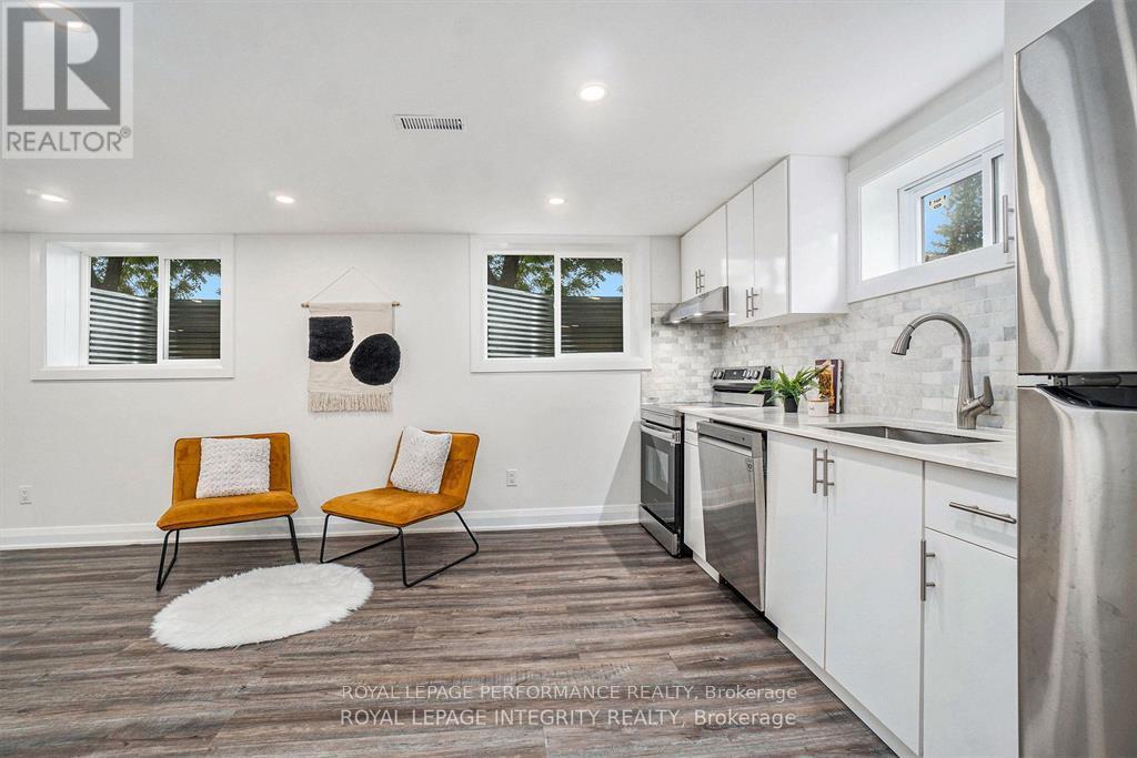 26-B Majestic Drive, Ottawa, Ontario  K2G 1C7 - Photo 5 - X12776134