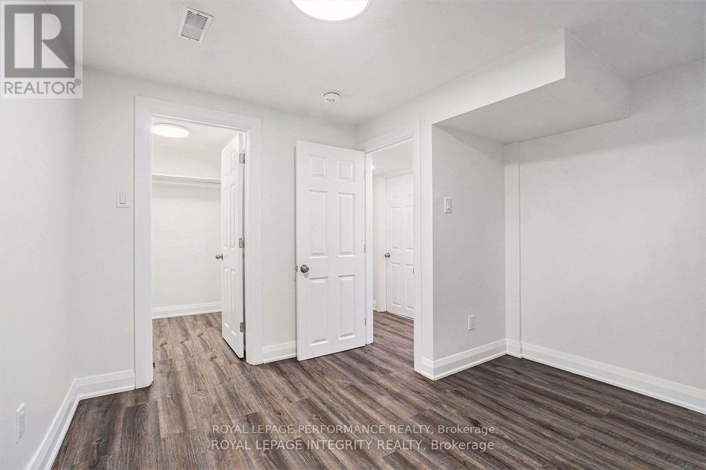 26-B Majestic Drive, Ottawa, Ontario  K2G 1C7 - Photo 9 - X12776134