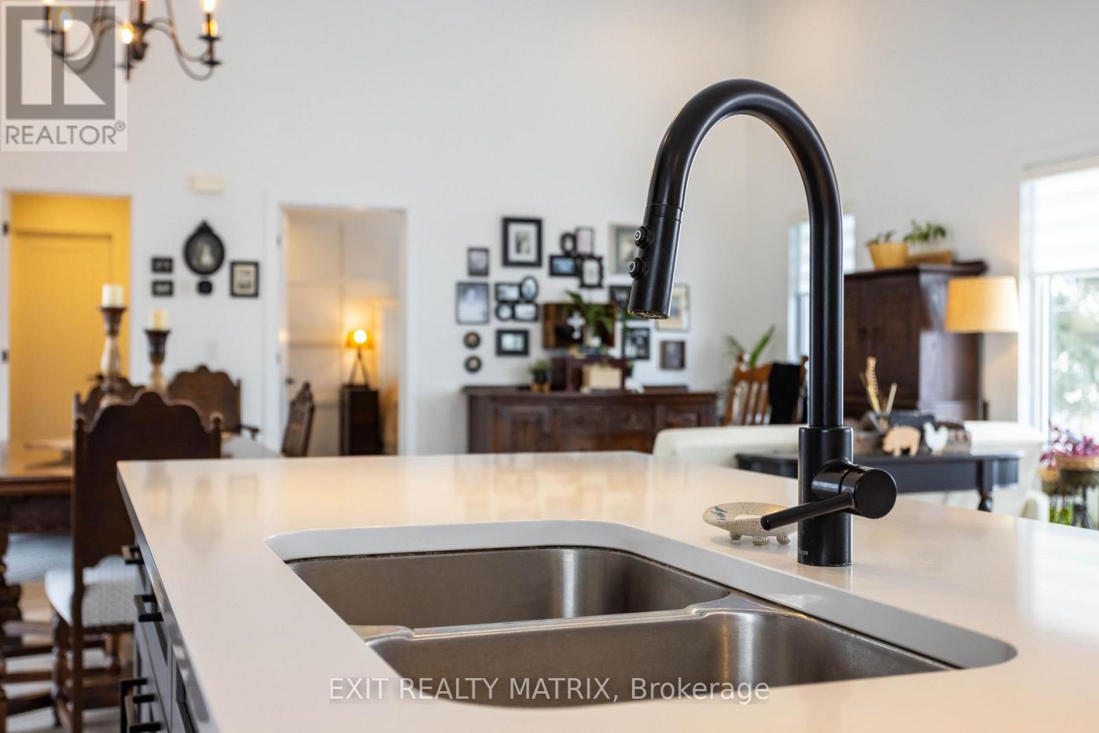 686 St Isidore Road, Casselman, Ontario  K0A 1M0 - Photo 20 - X12776136