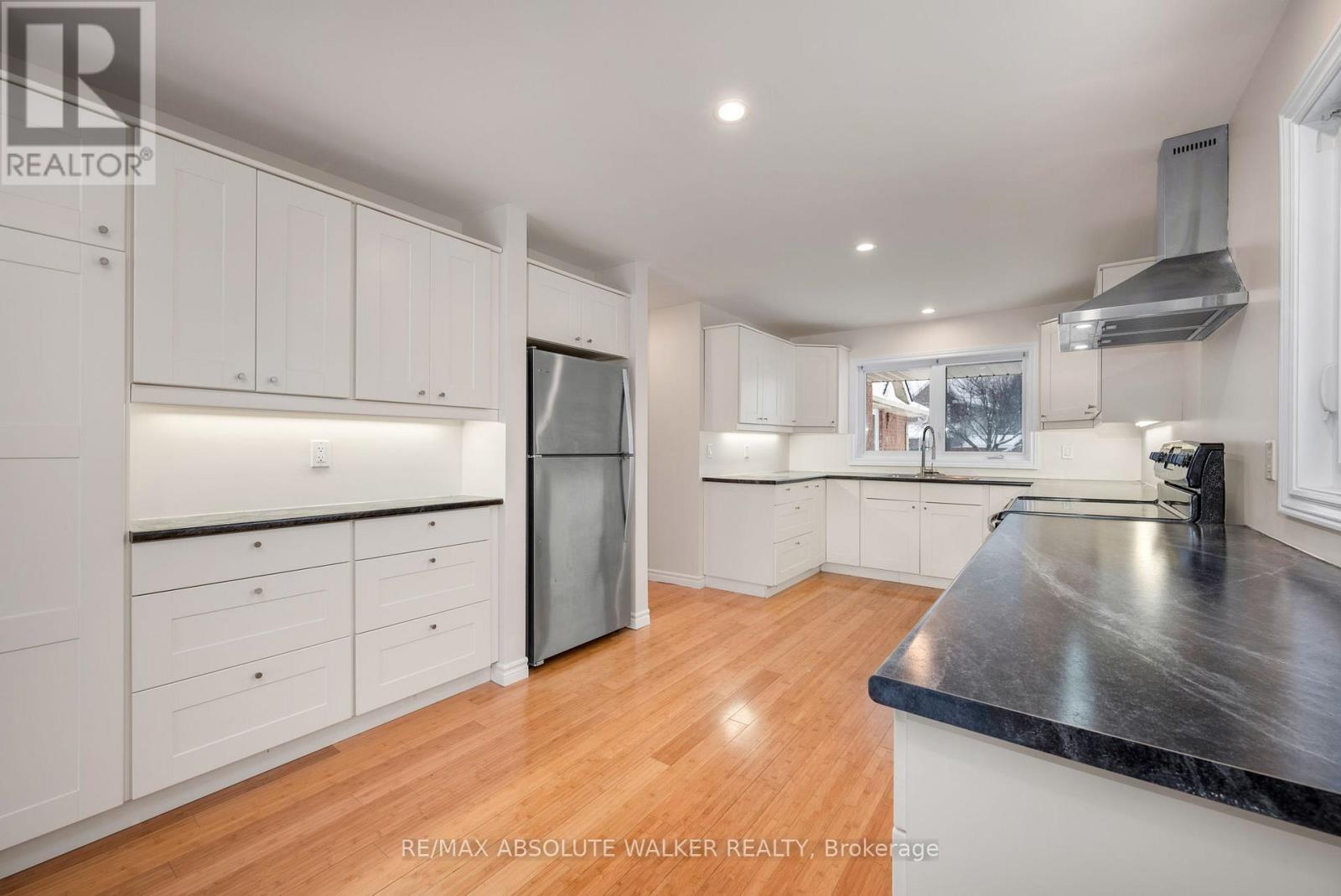 1 Stradwick Avenue, Ottawa, Ontario  K2J 2X3 - Photo 12 - X12776194