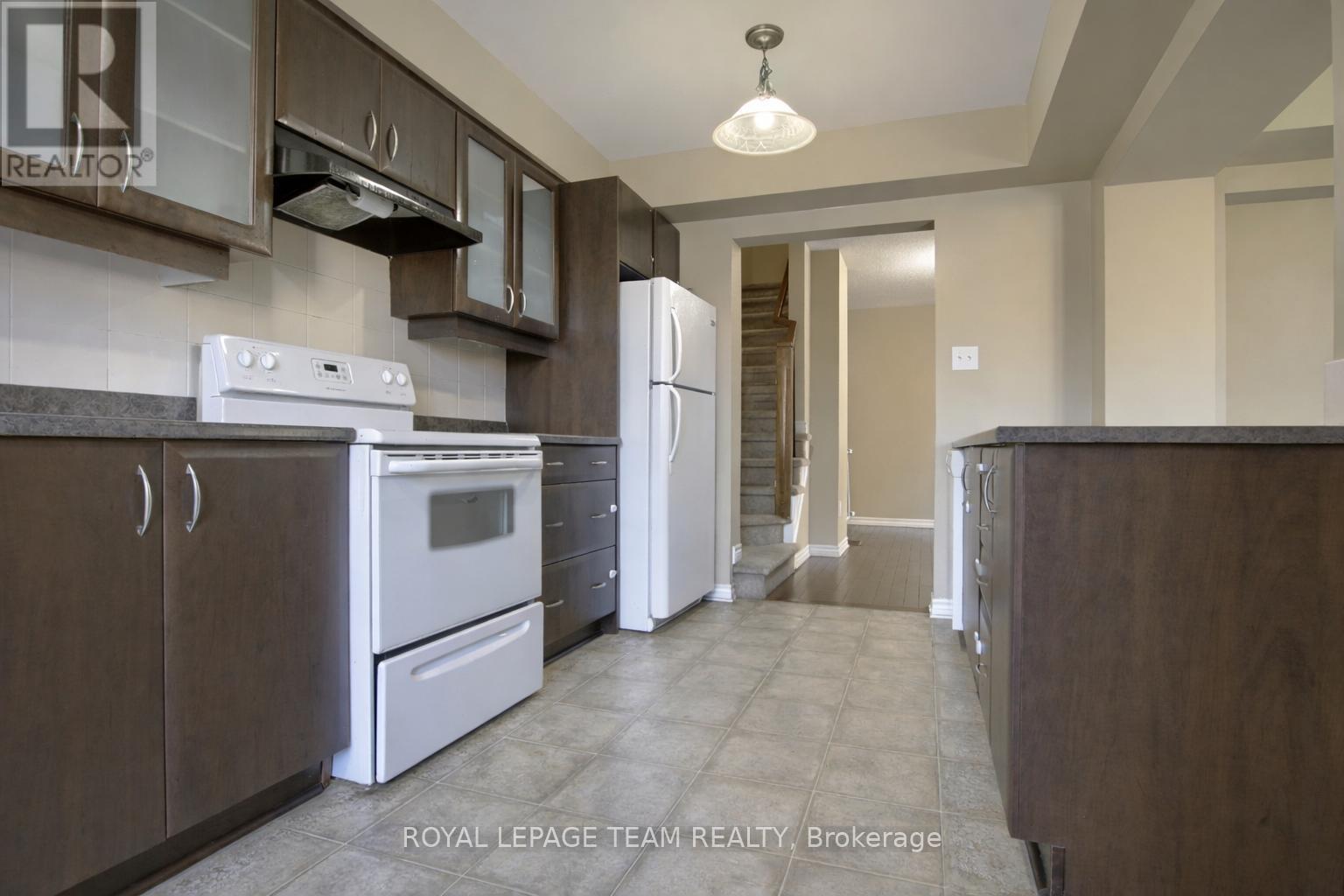 2092 Madrid Avenue, Ottawa, Ontario  K2J 0K4 - Photo 10 - X12776228