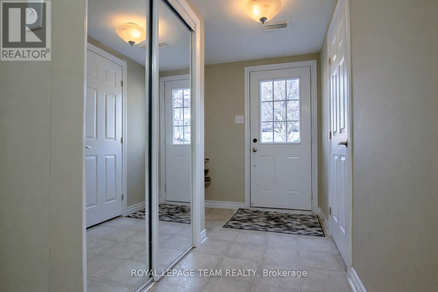 2092 Madrid Avenue, Ottawa, Ontario  K2J 0K4 - Photo 2 - X12776228