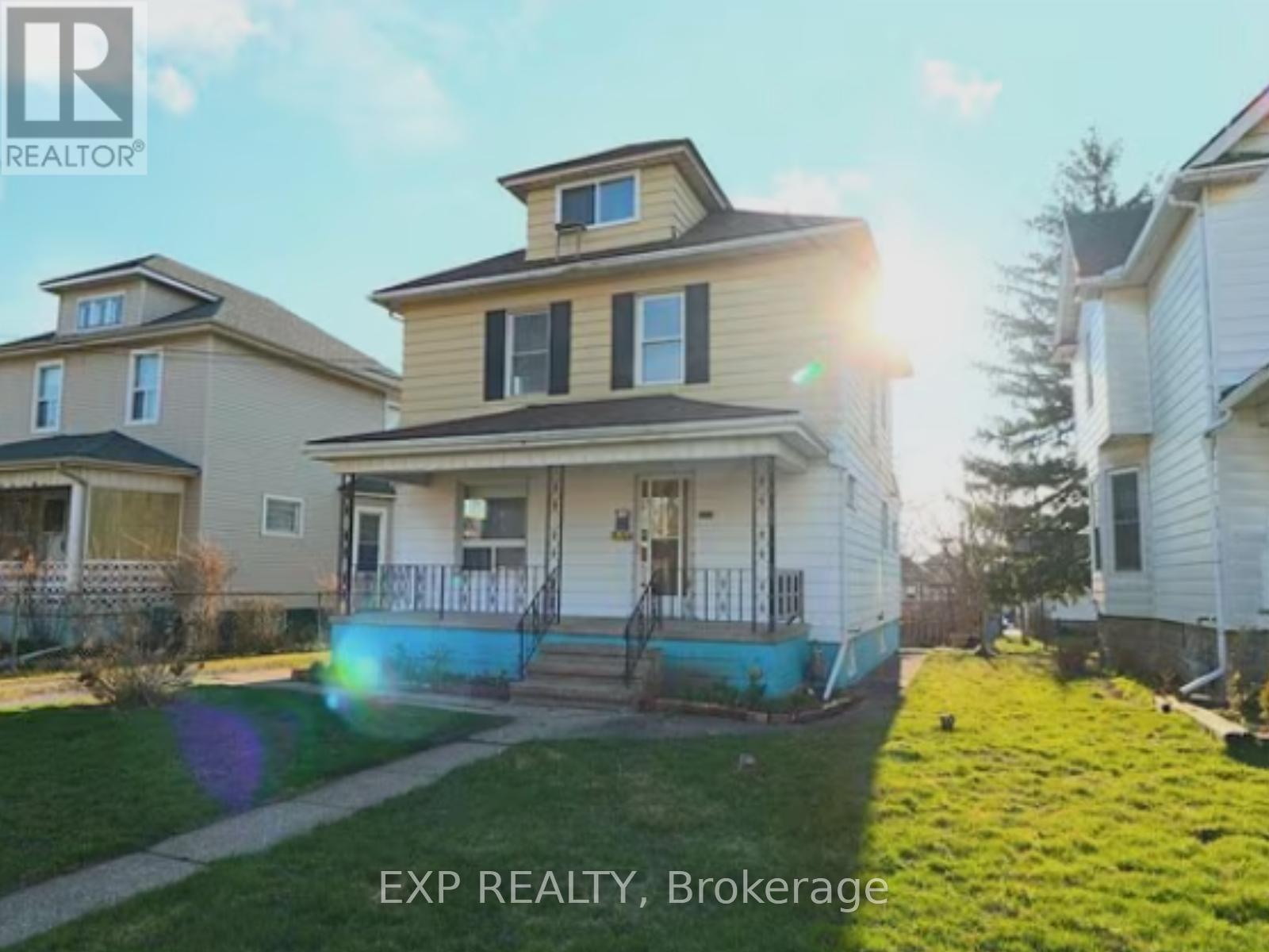 5051 Huron Street S, Niagara Falls, Ontario  L2E 2J8 - Photo 1 - X12776276