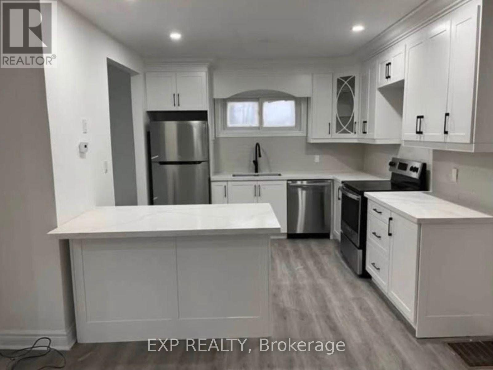 5051 Huron Street S, Niagara Falls, Ontario  L2E 2J8 - Photo 3 - X12776276