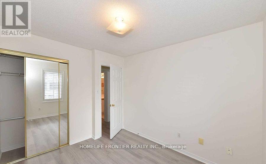 2c Leaside Park Drive, Toronto, Ontario  M4H 1R3 - Photo 16 - C12774106