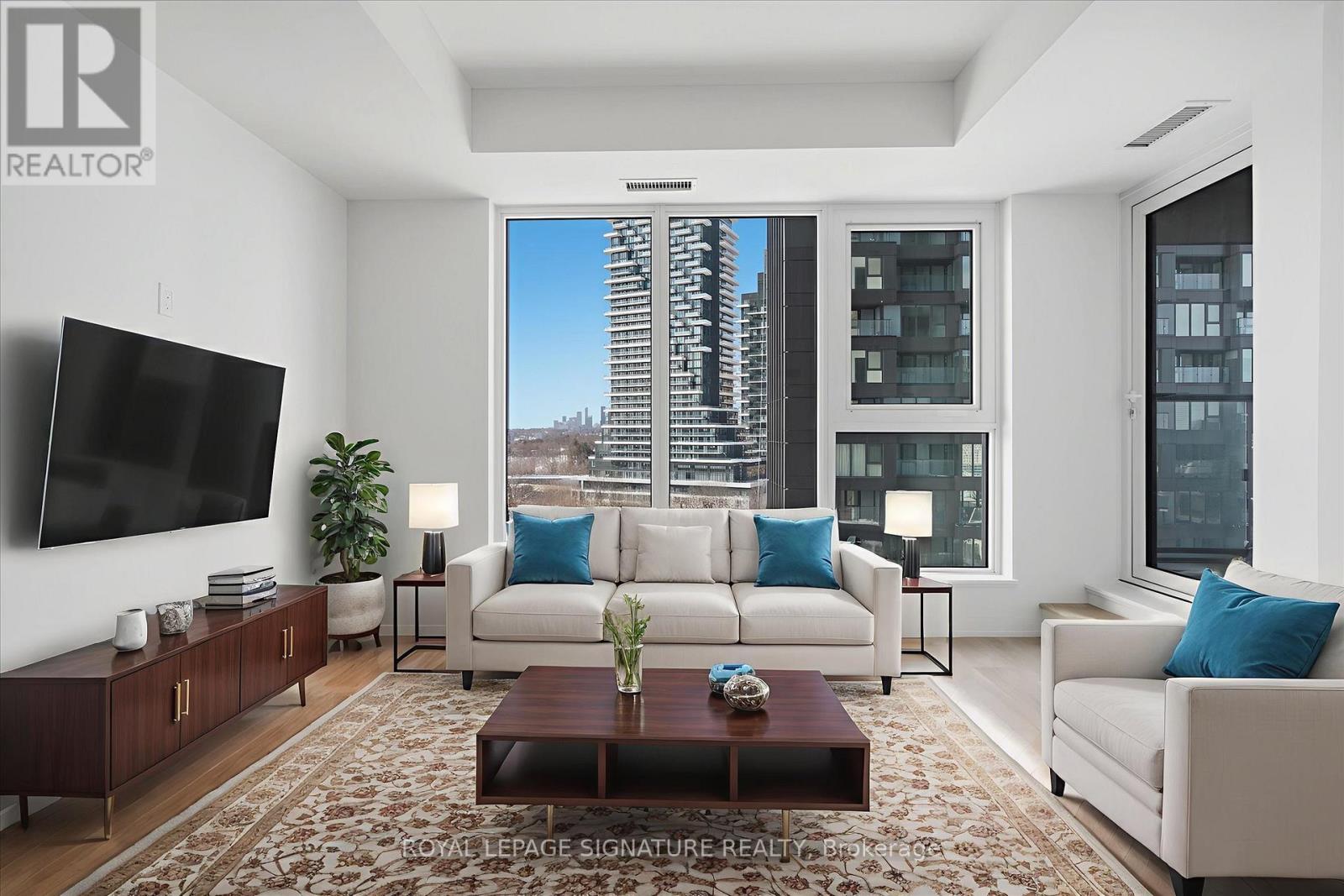 1104 - 1 QUARRINGTON LANE, Toronto, Ontario