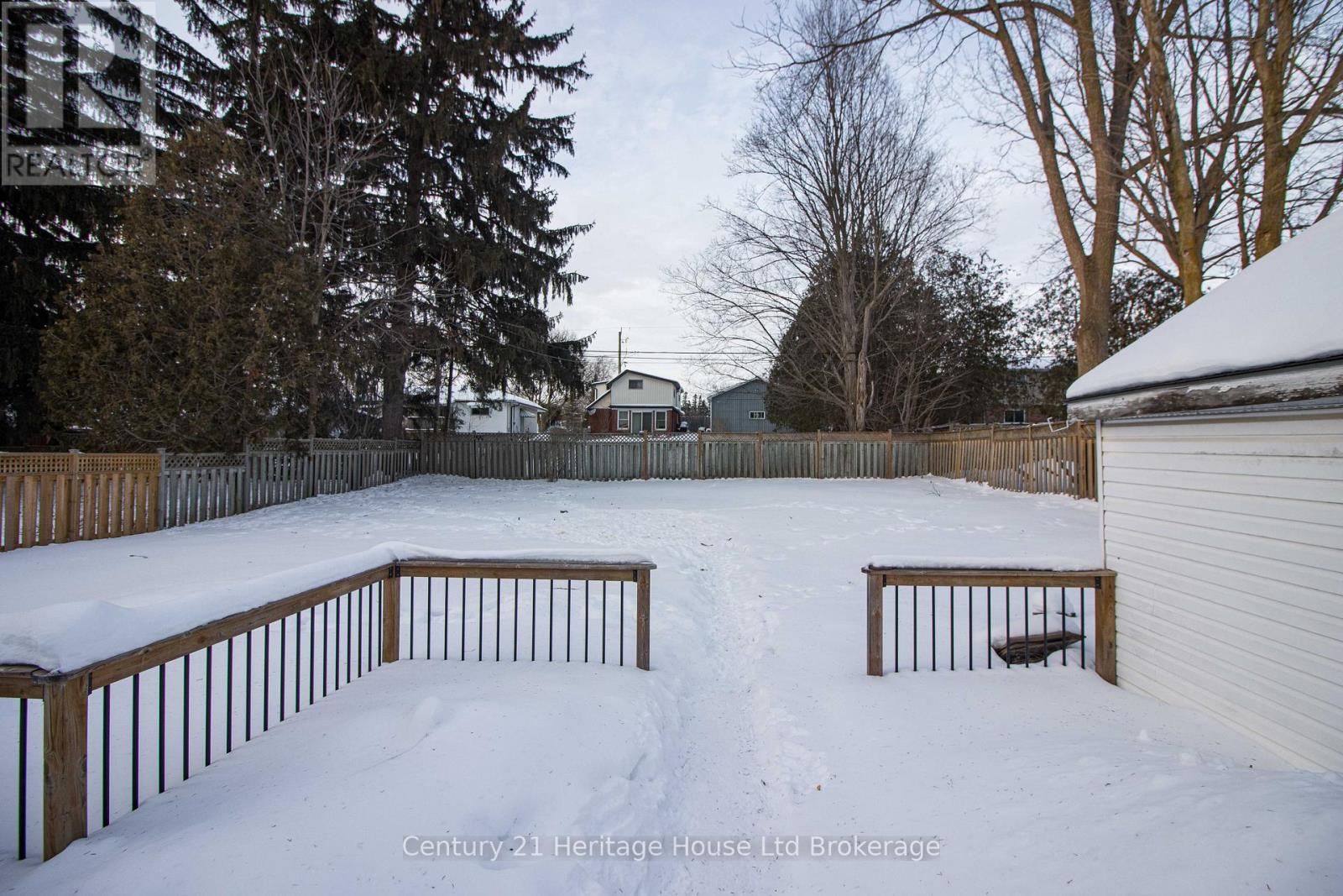 175 Canterbury Street, Ingersoll, Ontario  N5C 1E2 - Photo 2 - X12776234