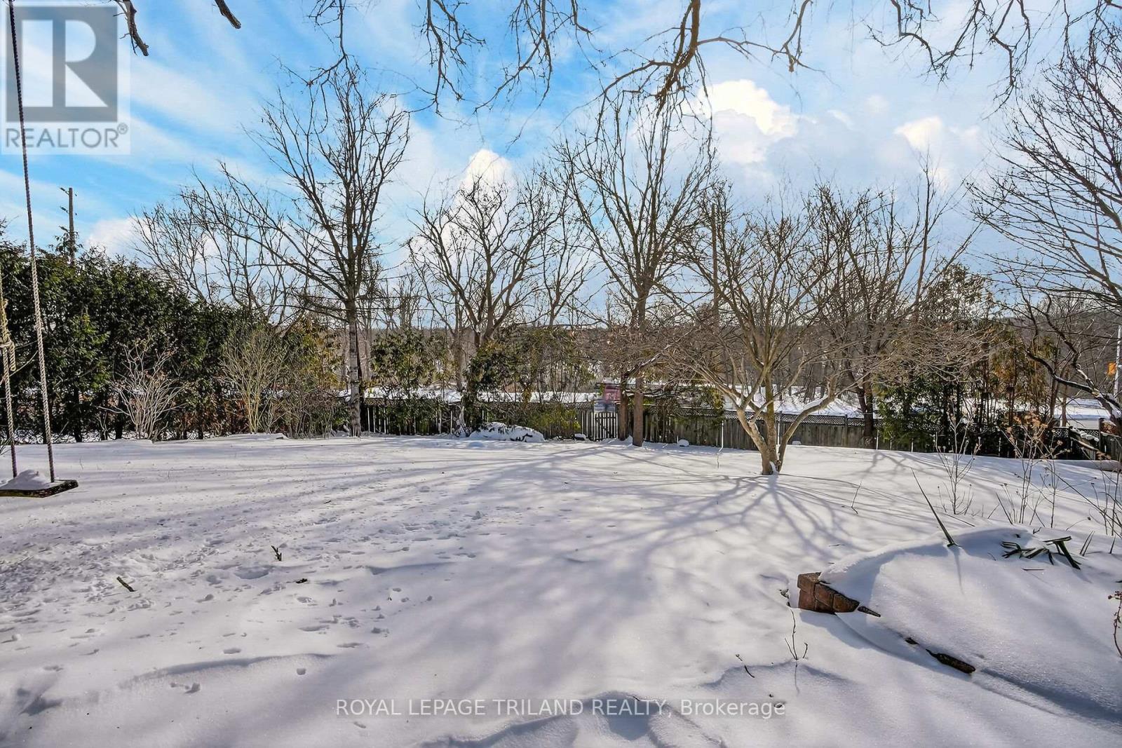 Photo 46 of 50 for 71 Chalfont Road