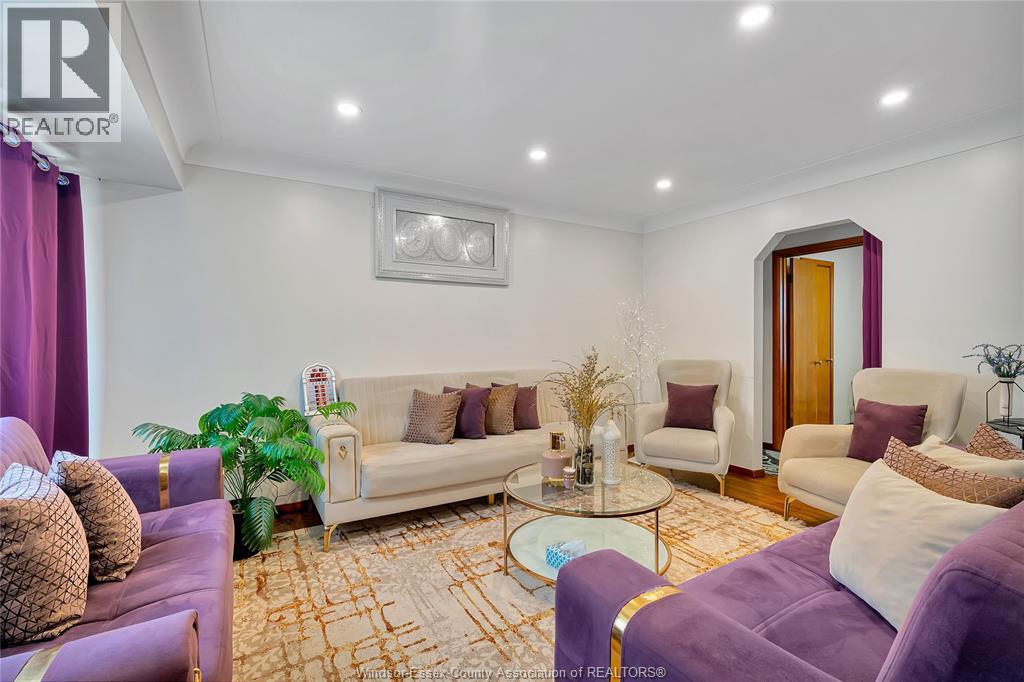 1284 Dot Avenue, Windsor, Ontario  N9C 3J1 - Photo 2 - 26002967