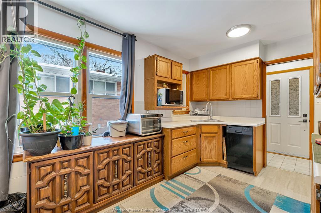 1284 Dot Avenue, Windsor, Ontario  N9C 3J1 - Photo 6 - 26002967