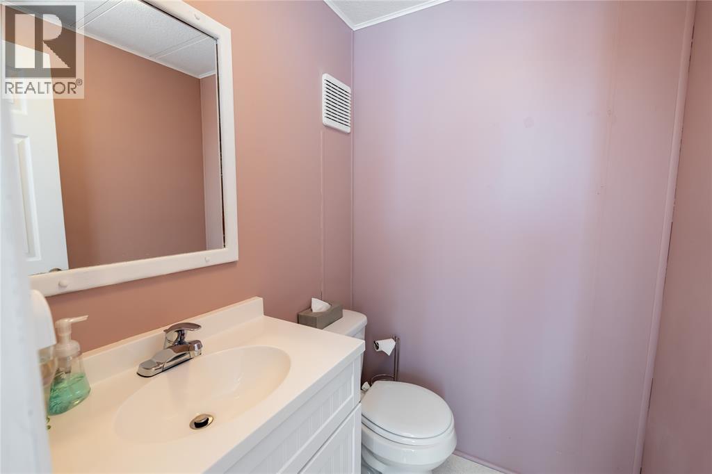 5700 Blackwell Sideroad Unit# 283, Sarnia, Ontario  N7W 1B7 - Photo 16 - 26002731