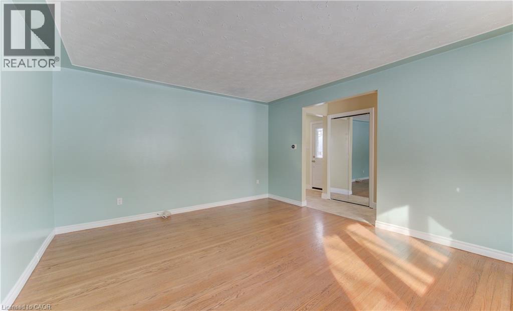 600 Mount Anne Drive Unit# A, Waterloo, Ontario  N2L 4W3 - Photo 7 - 40803865